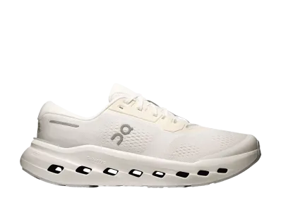 On Cloudrunner 3 "White/Glacier"