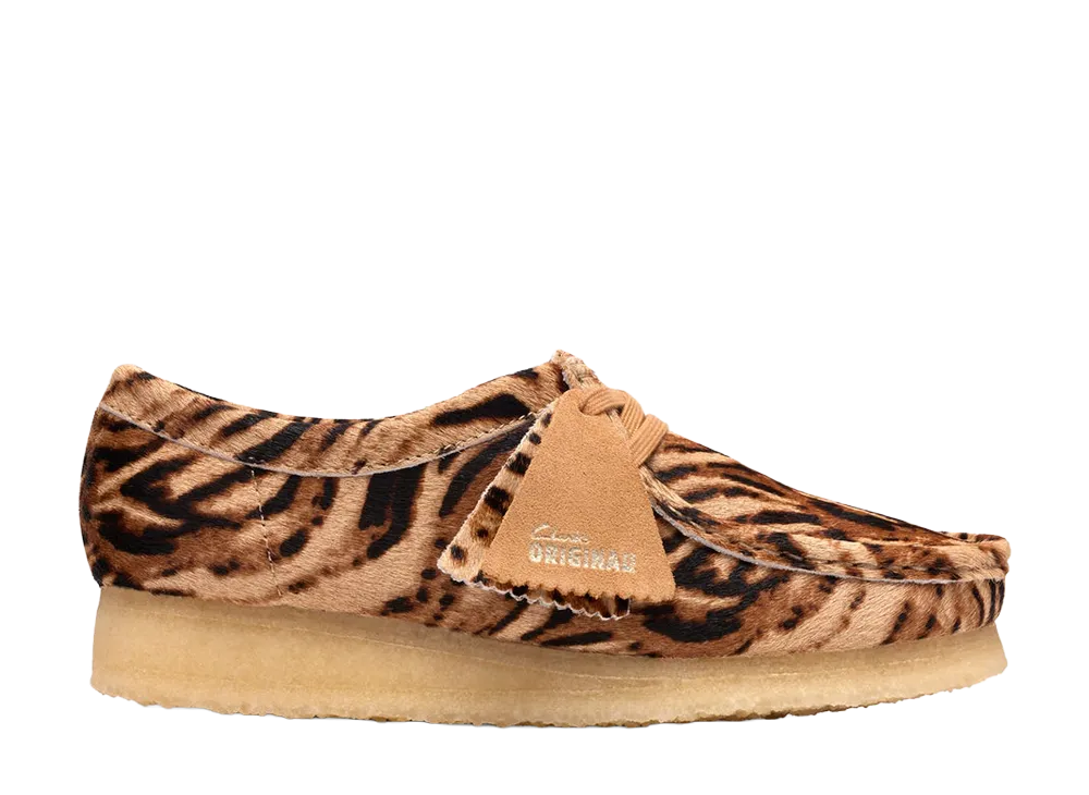 クラークス ウィメンズ ワラビー "タイガープリント"