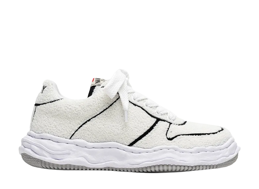 メゾンミハラヤスヒロ ウェイン オリジナルソール チェニール エンブロイダリー キャンバスローカットスニーカー "ホワイト" (A16FW726)