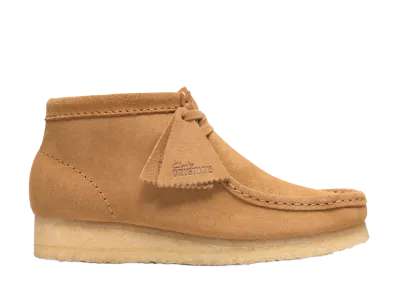 Clarks Women's Wallabee Boot "Tan Suede"