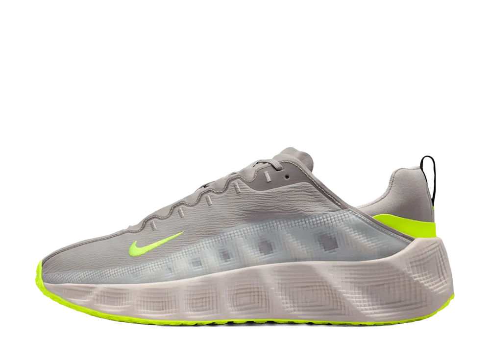 ナイキ エイバ ローバー "ムーンパーティクル/ブラック/ボルトアイス"