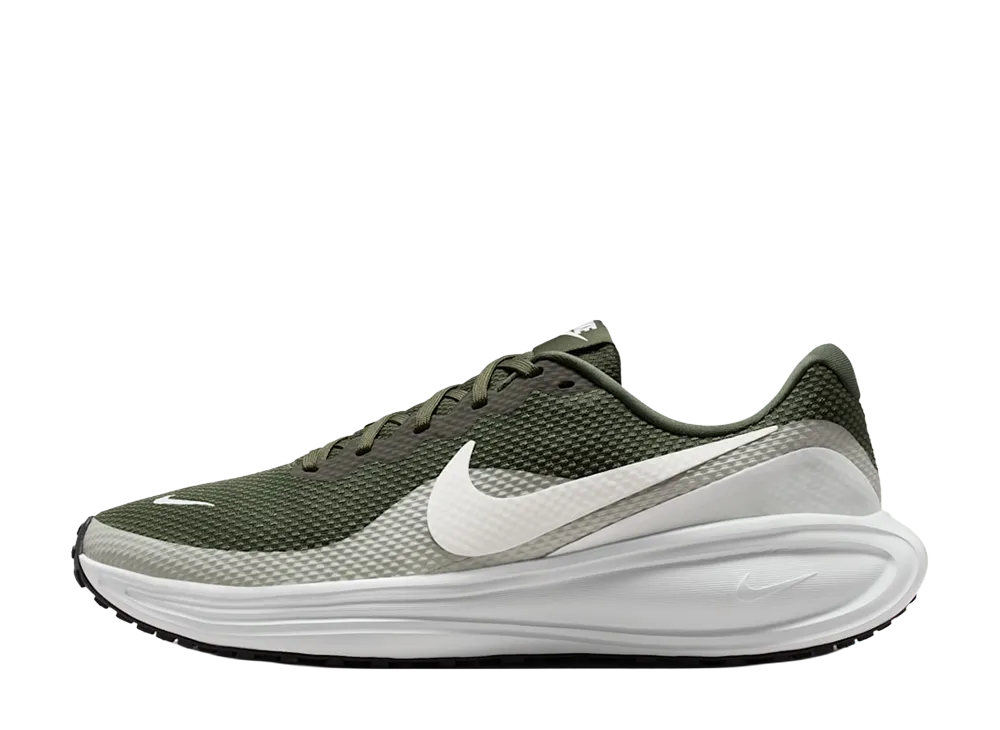 Nike Revolution 8 "Cargo Khaki/Spruce Aura"