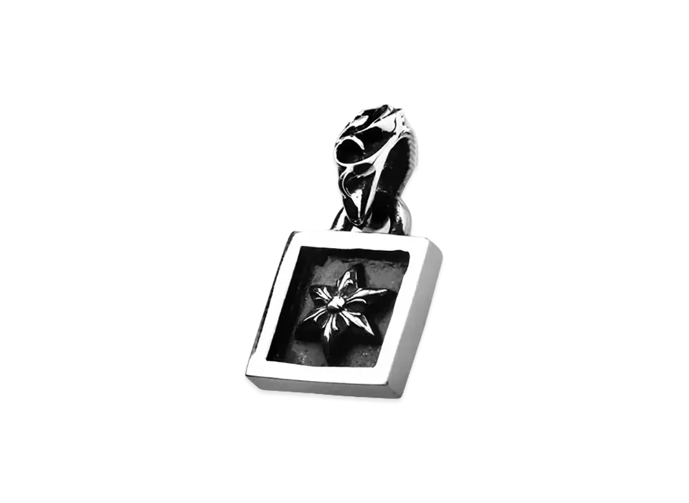 Chrome Hearts Frame Doster Charm "Silver"