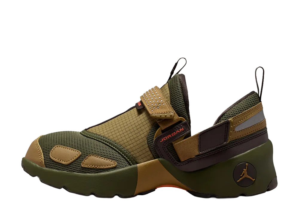 Nike Women's Jordan Trunner LX "Brown Kelp/Cargo Khaki"