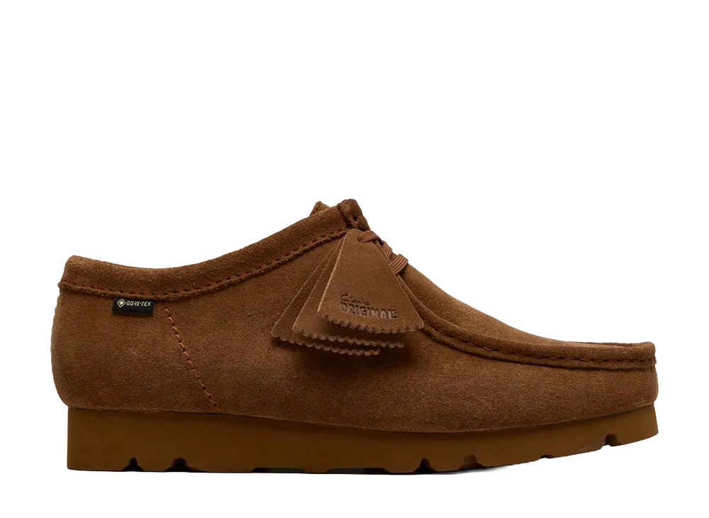 クラークス ワラビー ゴアテックス "コーラスエード"