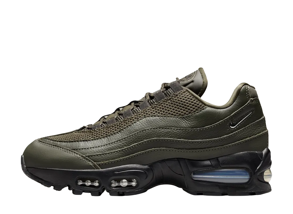 ナイキ ウィメンズ エアマックス95 ビッグバブル "カーゴカーキ/ジュエルスウッシュ"