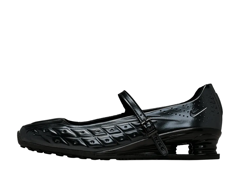 ネイキッド × ナイキ ウィメンズ ショックス Z カリストラ "ブラック/オフホワイト"