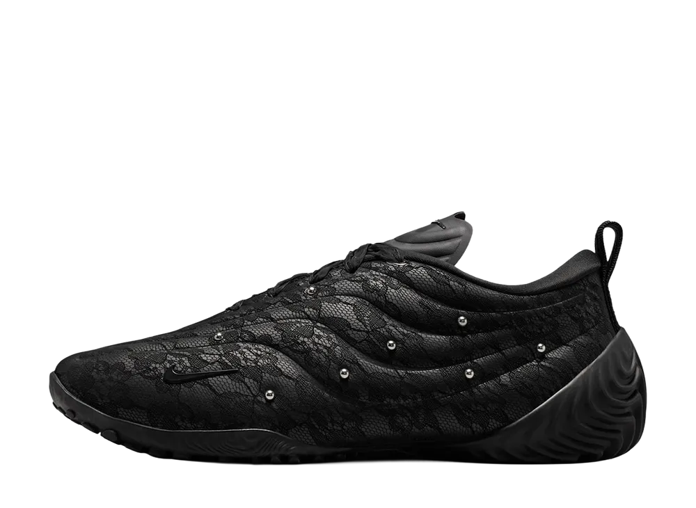 ナイキ ウィメンズ アストラ ウルトラ プレミアム "ブラックレース"