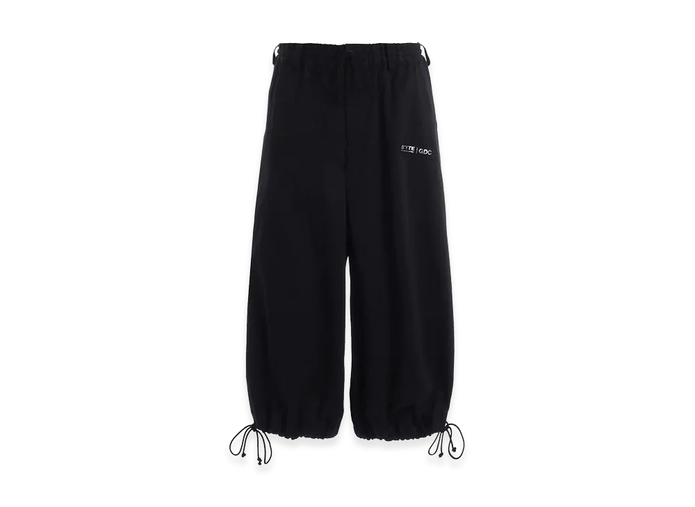 S'YTE x GDC Wepon Cloth Logo-Printed Hakama Balloon Pants "Black"