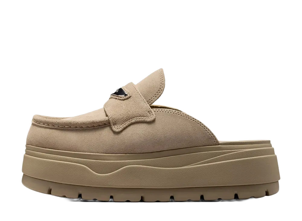 Nike Women's Air Jordan Mule "Khaki/Metallic Silver"