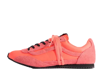 Vans Premium Super LowPro Trainer "Diva Pink"