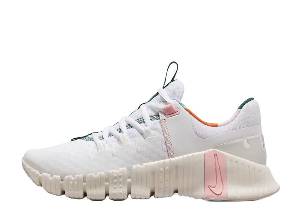 Nike Women's Free Metcon 5 "White/Sail/Fir/Pink Bloom"