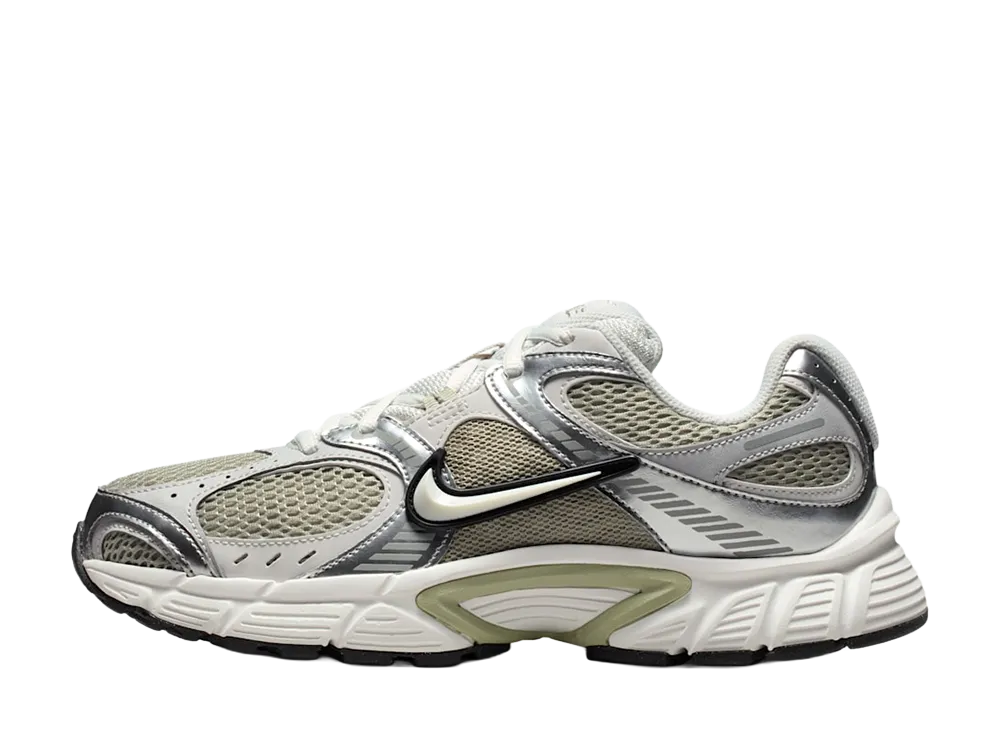 Nike Women's V5 RNR "Spruce Fog/Metallic Silver"