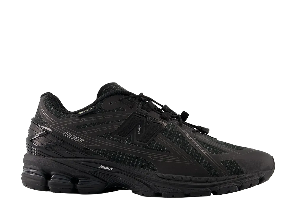 ニューバランス 1906R ゴアテックス "ブラック"