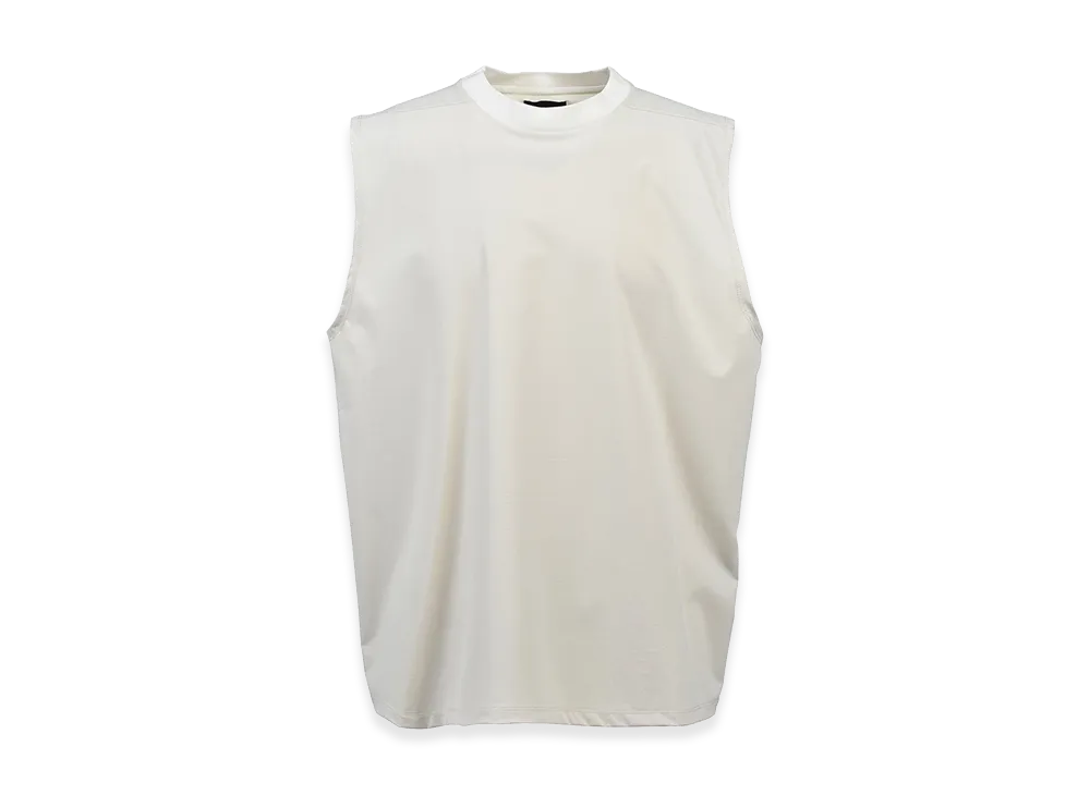 BREATH New Rich Silky No Sleeve "White"