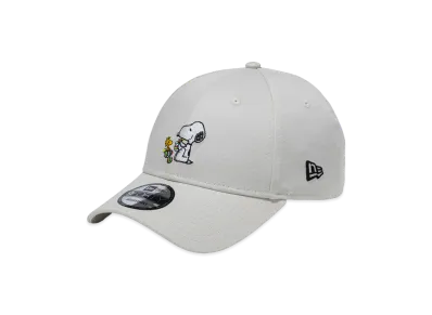 NEW ERA x PEANUTS 9Forty Easter Snoopy Woodstock "Ivory"
