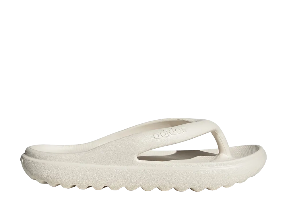 アディダス アディレッタ ルミア サンダル "オフホワイト"