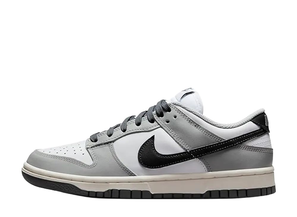 ナイキ ウィメンズ ダンク ロー "ホワイト/ライトスモークグレー"