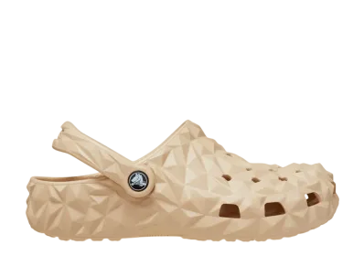 Crocs Classic Geometric Clog "Shiitake"