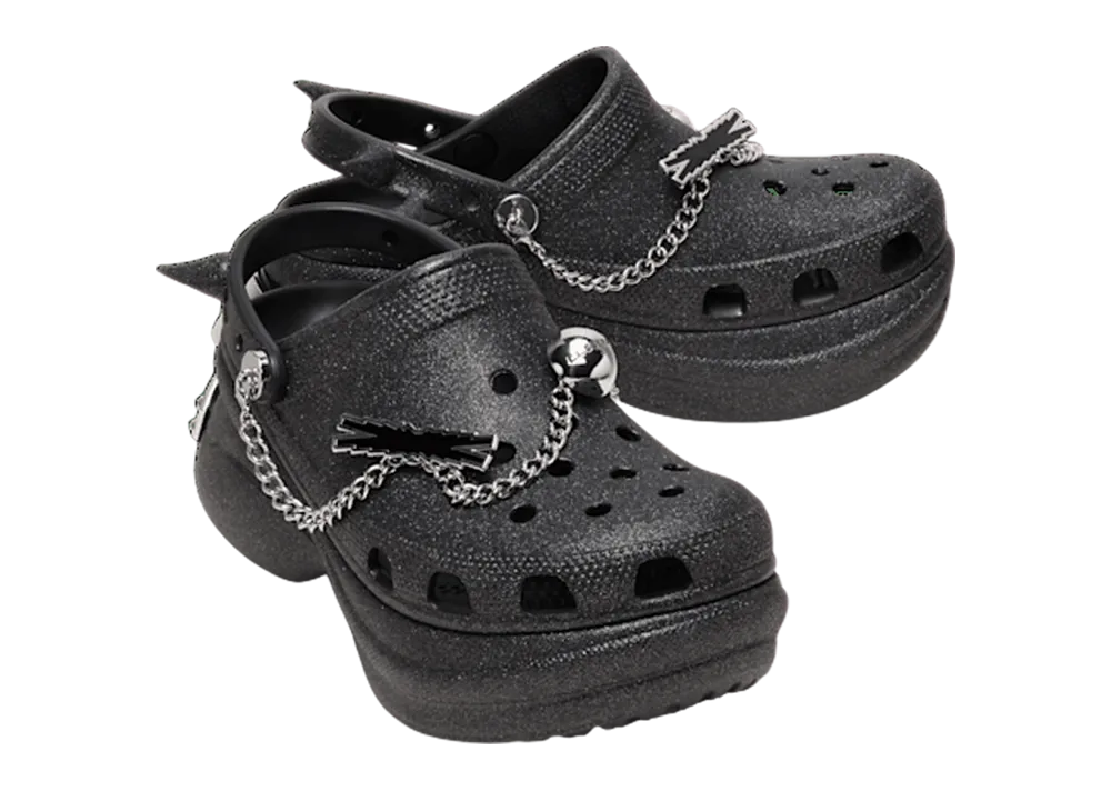 LE SSERAFIM x Crocs Bae Clog "Glitter/Black"
