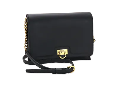 Salvatore Ferragamo Women's Shoulder Bag "Nero"