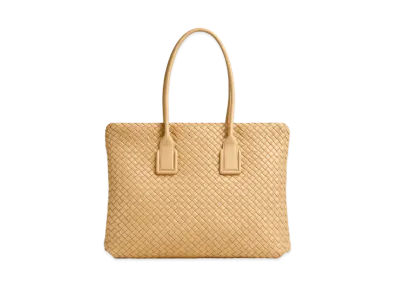 Bottega Veneta Snap "Almond"