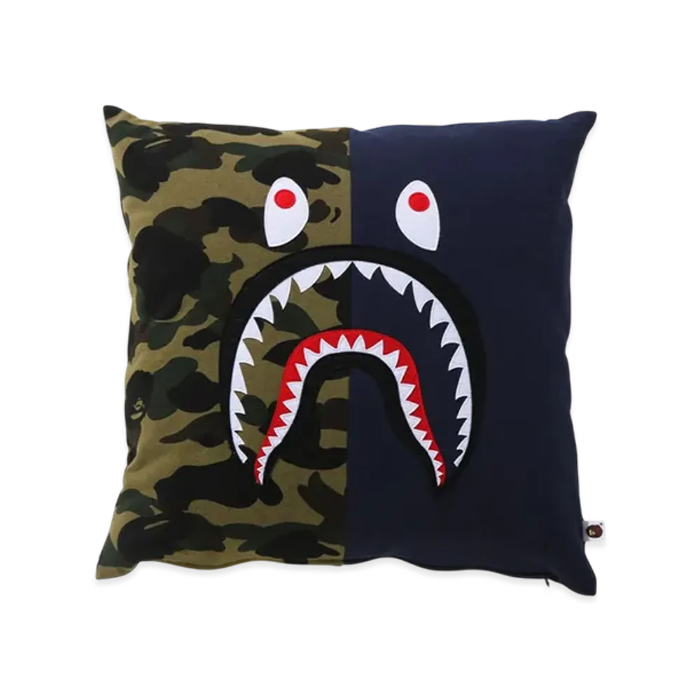 A BATHING APE 1St Camo Shark Square Cushion "Navy"