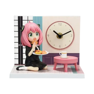 BANDAI "Ichiban Kuji" -SPYxFAMILY Care for another?- A Prize Figure with clock
