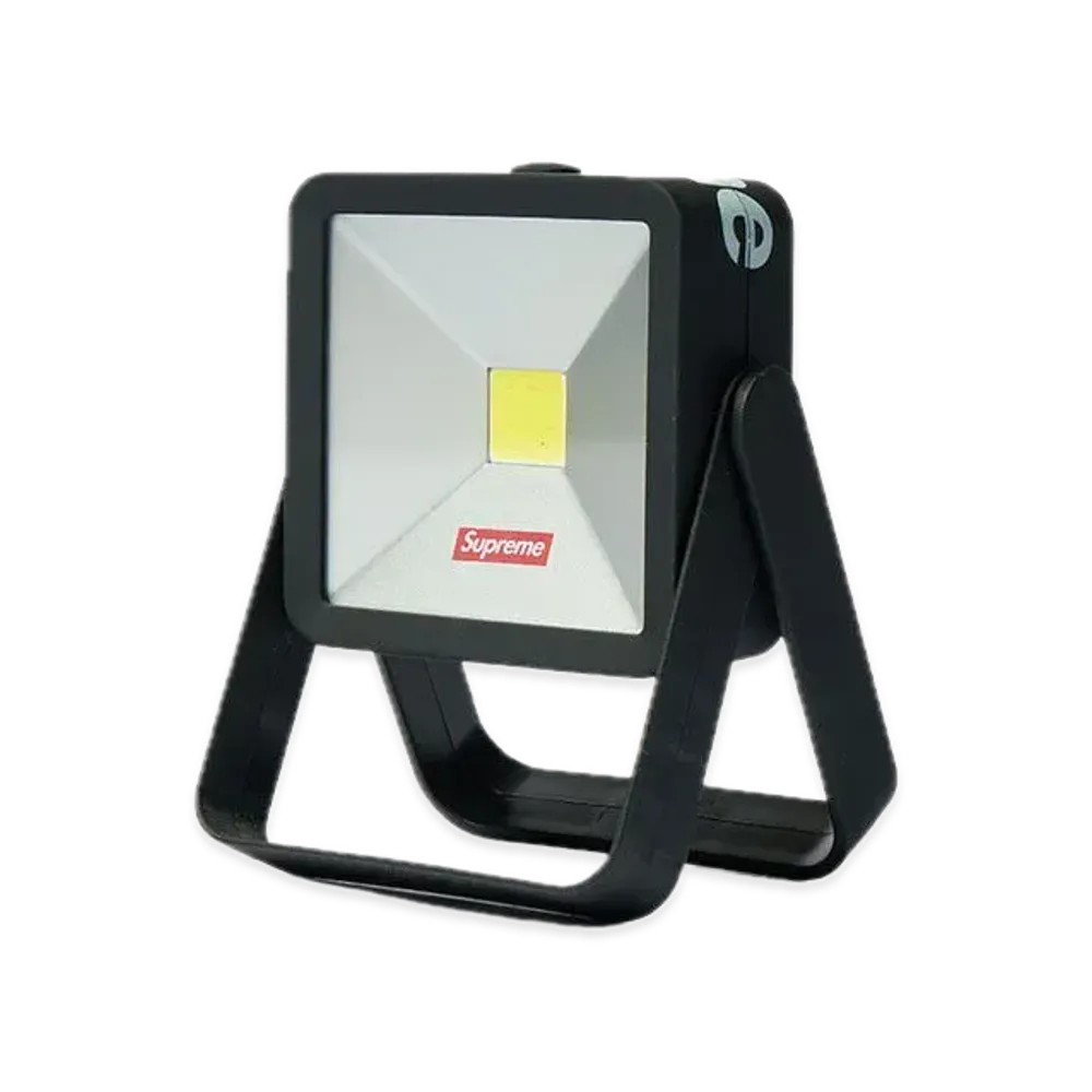 Supreme Magnetic Kickstand Light "Black"