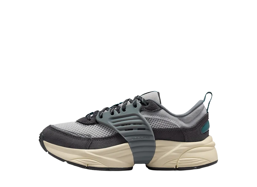 Nike GS Jordan Trunner O/S "Dust/Anthracite"