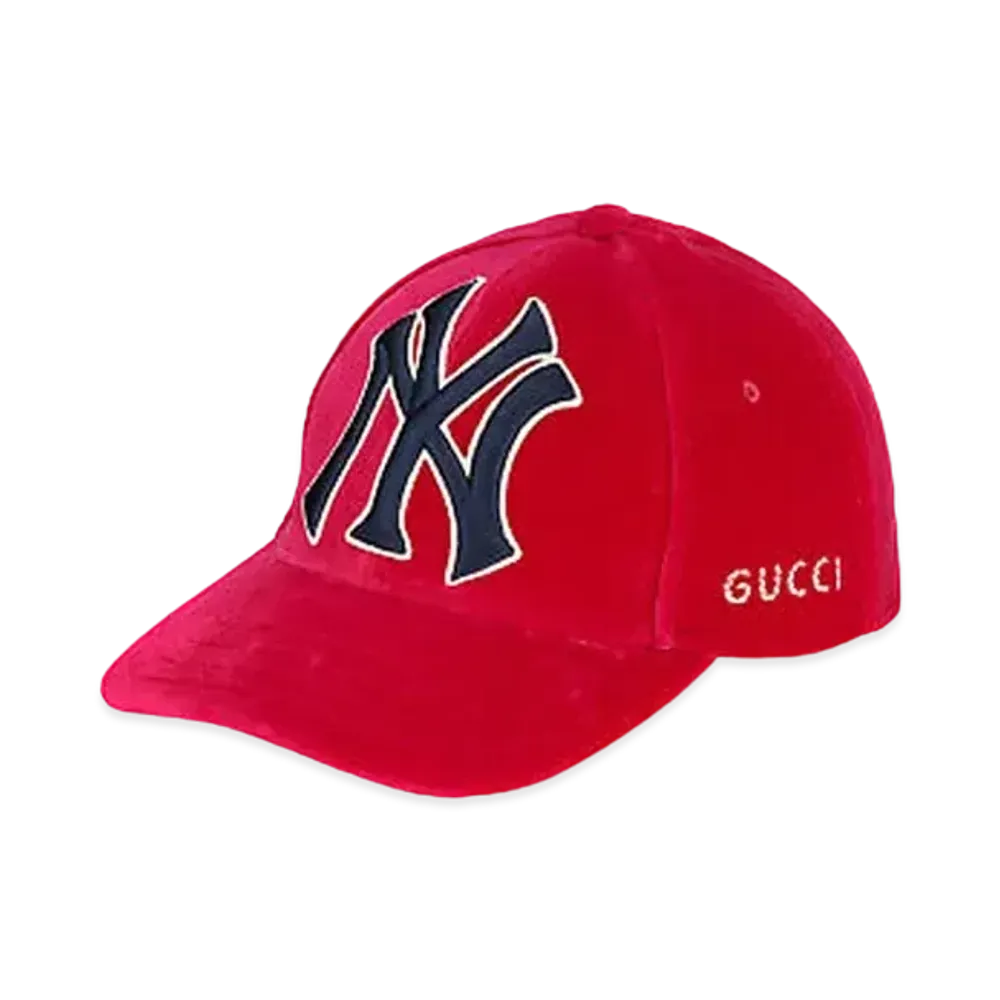 GUCCI x NY Yankees Velvet Baseball Cap "Fuchsia"