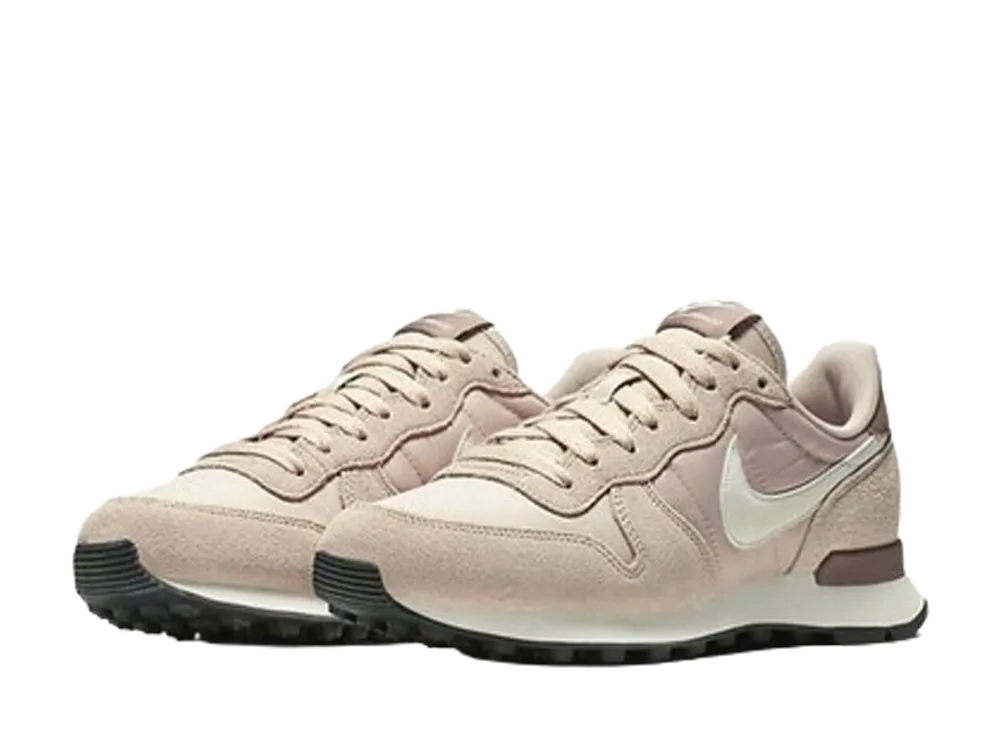 Nike Women's Internationalist "Particle Beige/Mauve"
