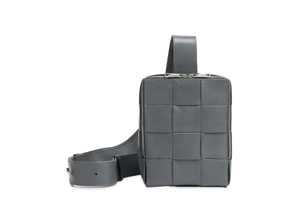 Bottega Veneta Cassette "Thunder"