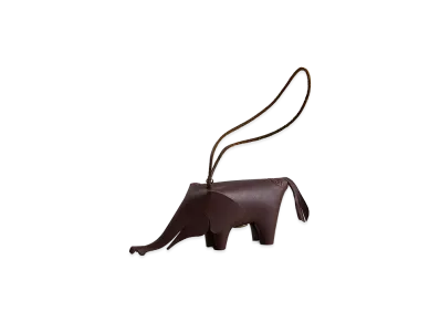NICENESS Weldon Animal Motif Key Charm "Brown"