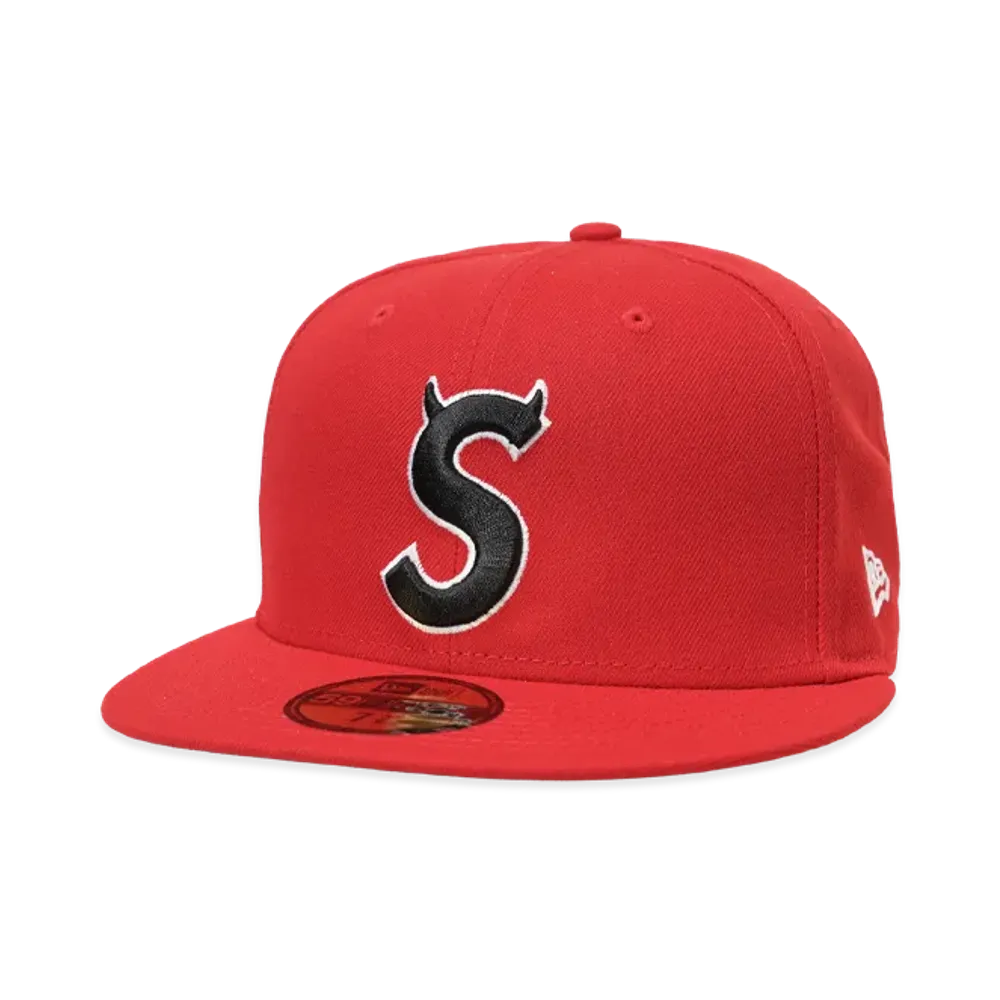 Supreme Devil S Logo New Era "Red"