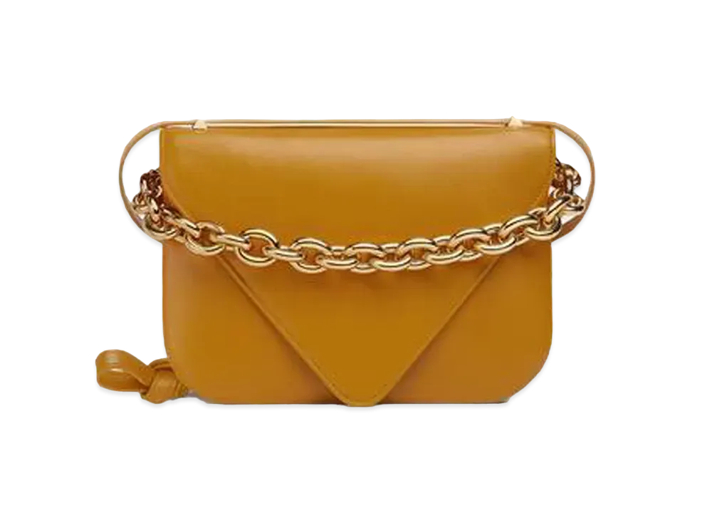 Bottega Veneta Mount "Cob"