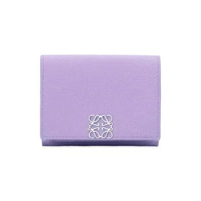 LOEWE Anagram Trifold Wallet In Pebble Grain Calfskin "Light Mauve"