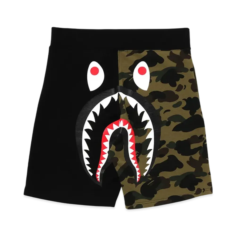 A BATHING APE 1St Camo Back Shark Sweat Shorts "Green"
