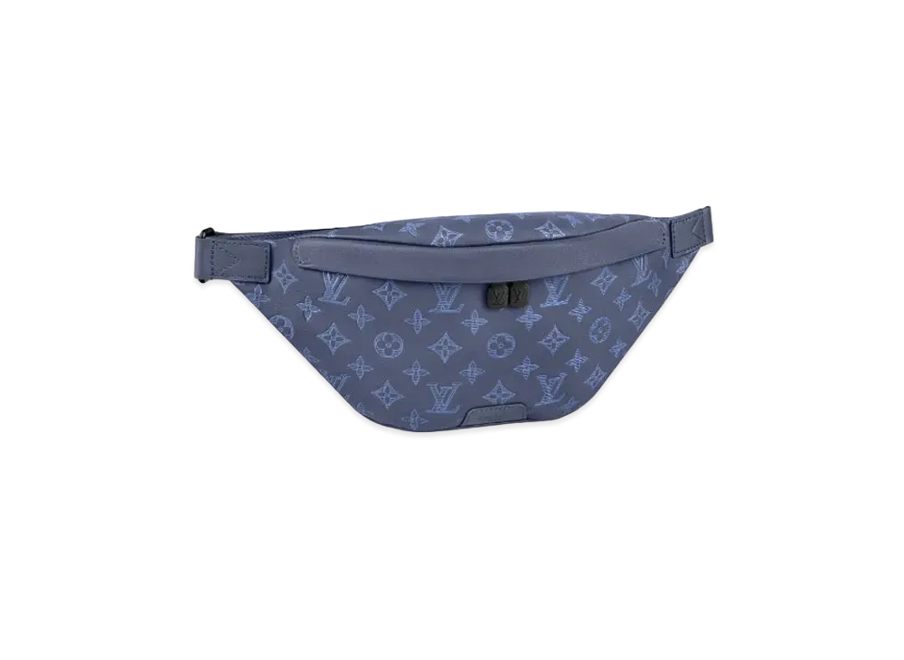 Louis Vuitton Discovery Bumbag PM Monogram Shadow