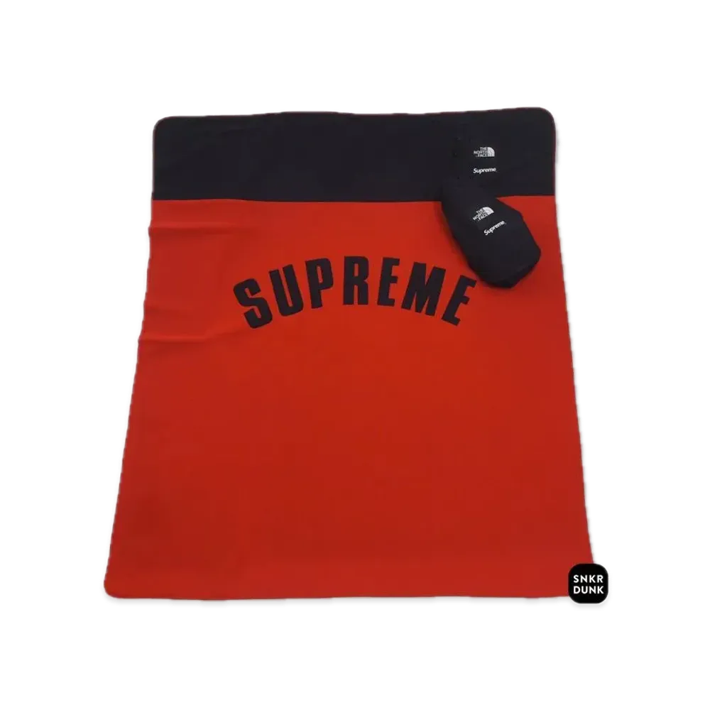 Supreme x The North Face Arc Logo Denali Fleece Blanket "Red"