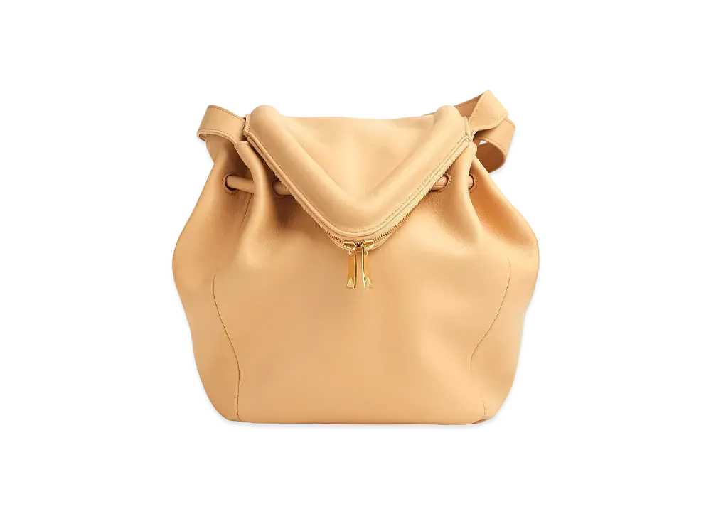 Bottega Veneta Beak "Almond"