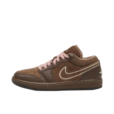 Nike Women's Air Jordan 1 Low SE "Cacao Wow/Pearl White/Rust Pink"