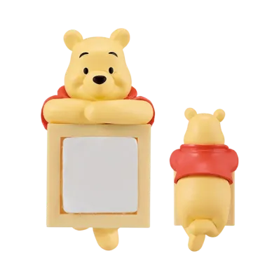 BANDAI "Ichiban Kuji" -Winnie the Pooh Cozy Winter Days- F Prize Chirarin Friends Mini Figure Winnie the Pooh