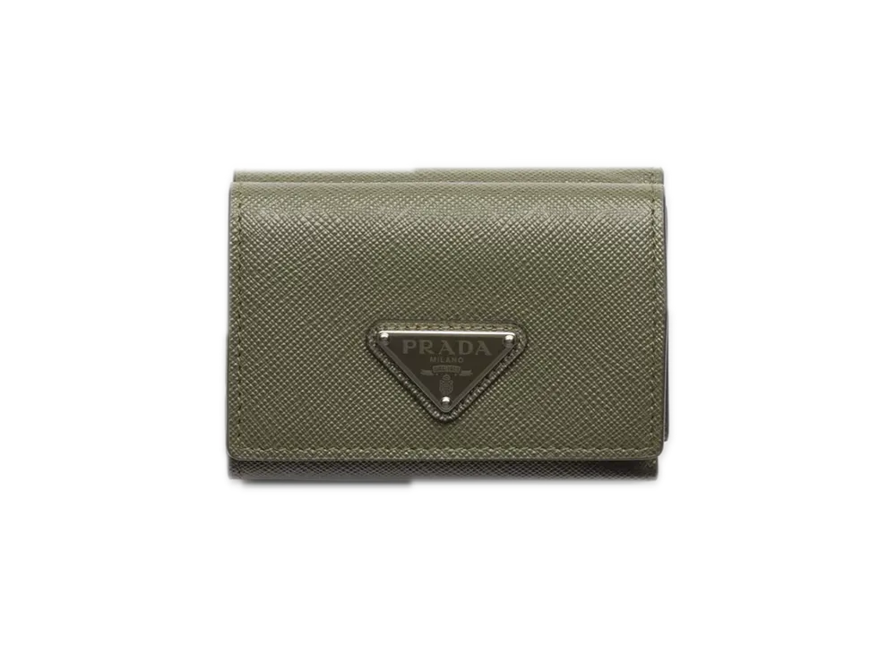 プラダ サフィアーノトライアングル 財布 "グリーン" 2MH042_QHH_F0466