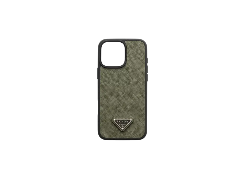 プラダ サフィアーノレザー iPhone 16 Pro Max用ケース グリーン Lawn Green Saffiano leather case for iPhone 16 Pro Max | PRADA