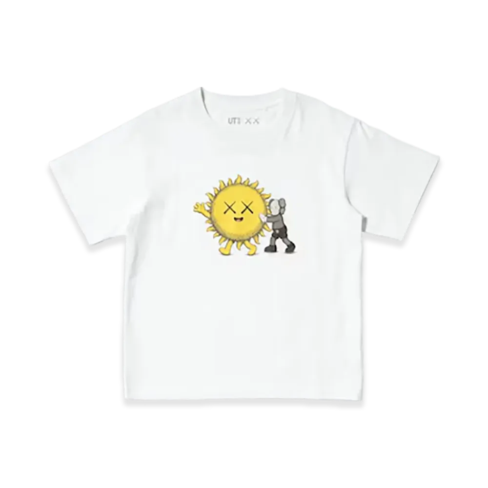 UNIQLO x KAWS UNIVERSE Kids UT "White"