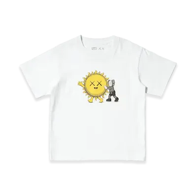 UNIQLO x KAWS UNIVERSE Kids UT "White"