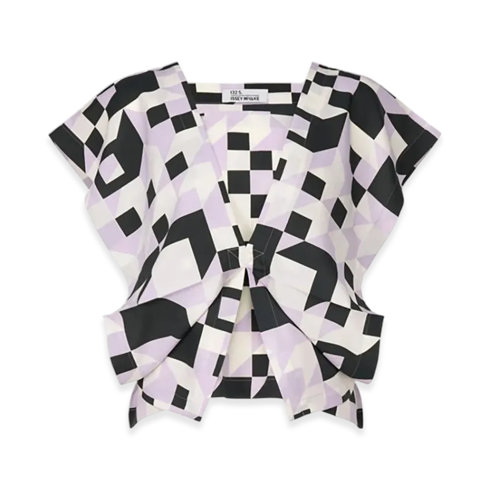 132 5. ISSEY MIYAKE Box Composition "Icy Lilac"