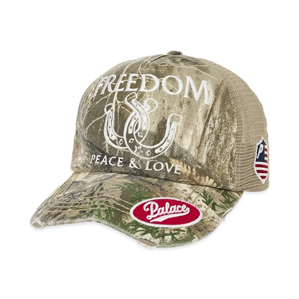 PALACE Freedom Distressed Trucker "Realtree Edge"