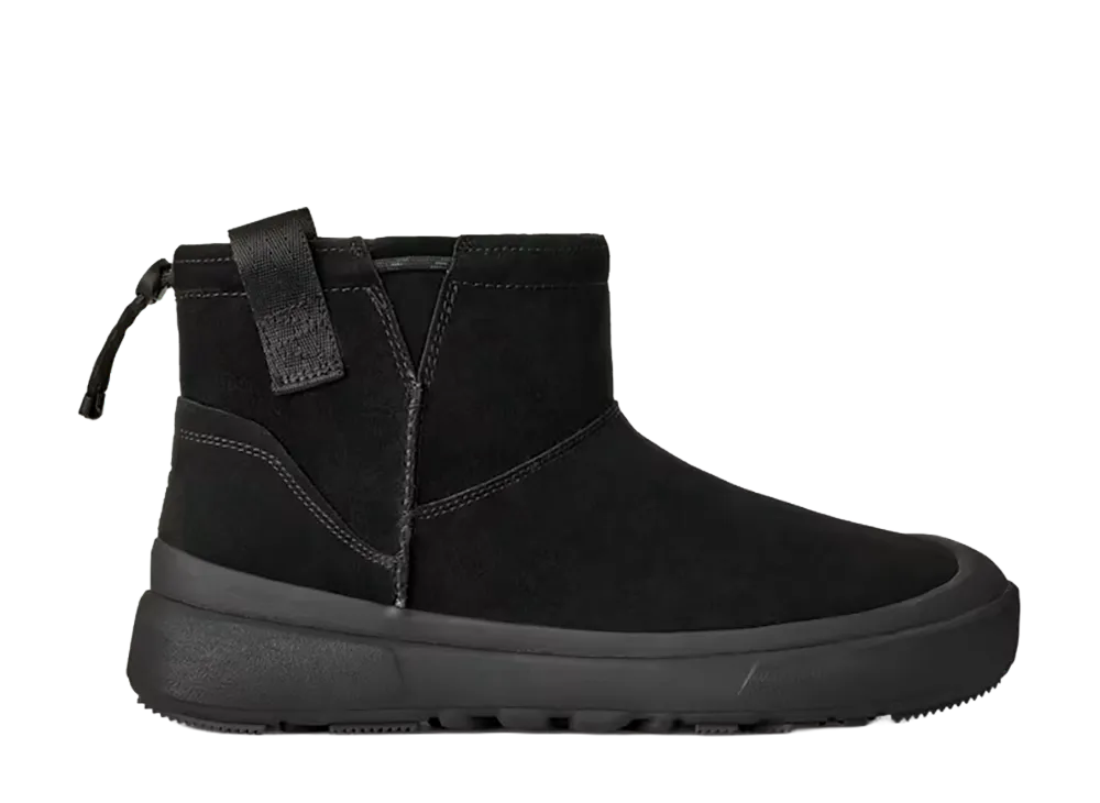 UGG Classic Mini Outpost "Black"